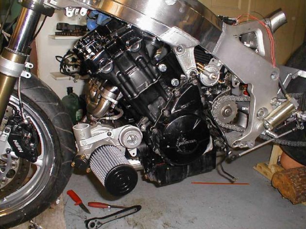 Honda CBR Dengan Katup Turbo